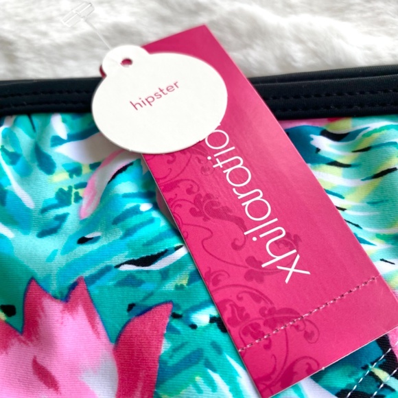 🍍Floral Low Rise Bikini Bottom from Xhilaration - Picture 7 of 11